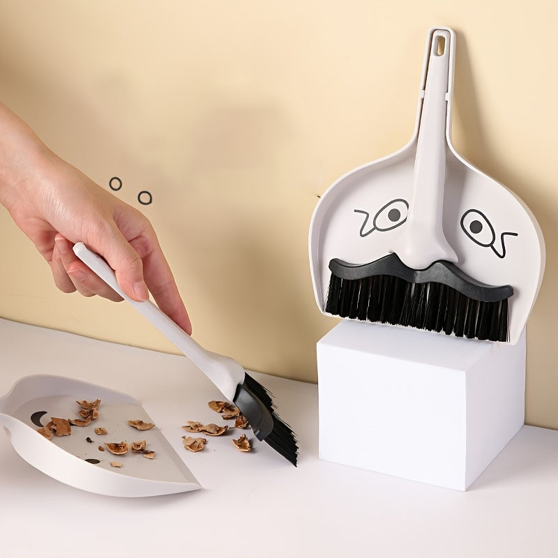 1 Set Mini Desktop Broom and Dustpan Set Small Broom Two-piece Set Keyboard Cleaning Brush